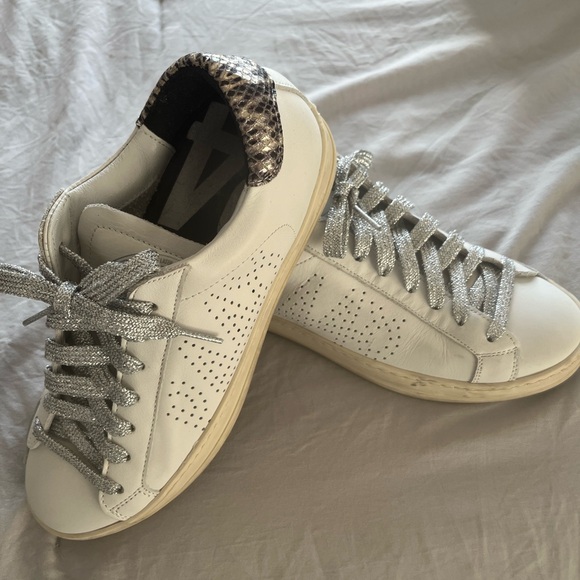 P448 White and Silver Sneakers with Minimalist Design and Light Rubber Sole - Picture 5 of 5